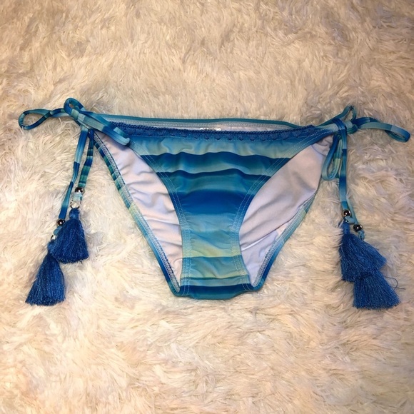 Blue Tie-Dye Bikini Bottom with Tassels size 6 NWOT - Picture 3 of 12